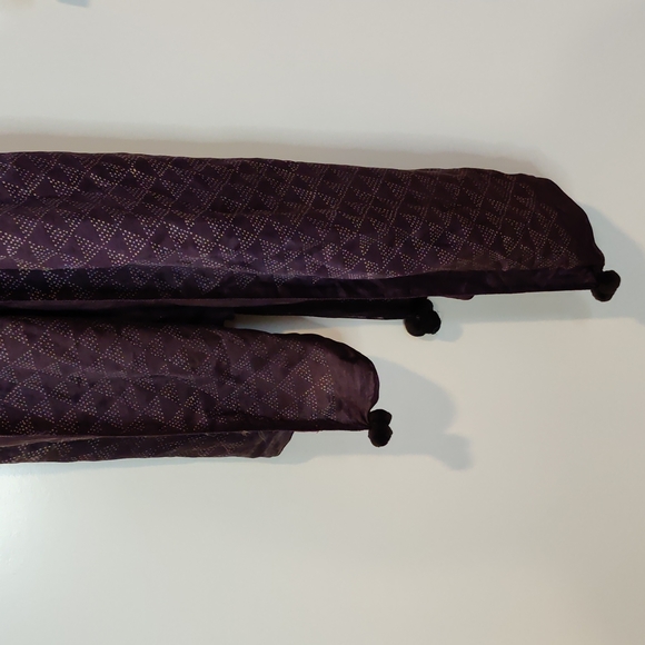 Good Earth brand 100% silk scarf. Chocolate colour. - Picture 2 of 3